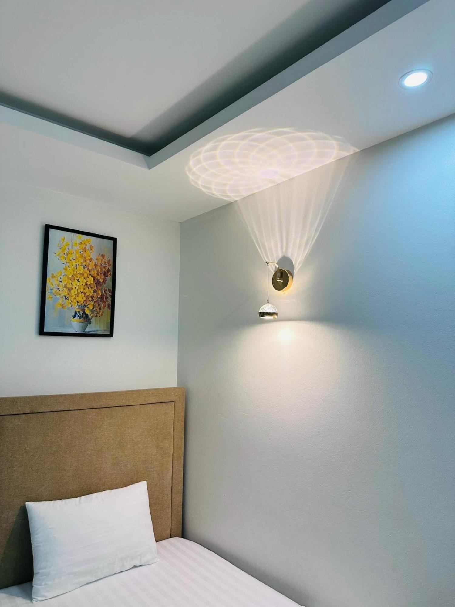 Nha Nghi Anh Dung Bed & Breakfast Ha Long Bagian luar foto