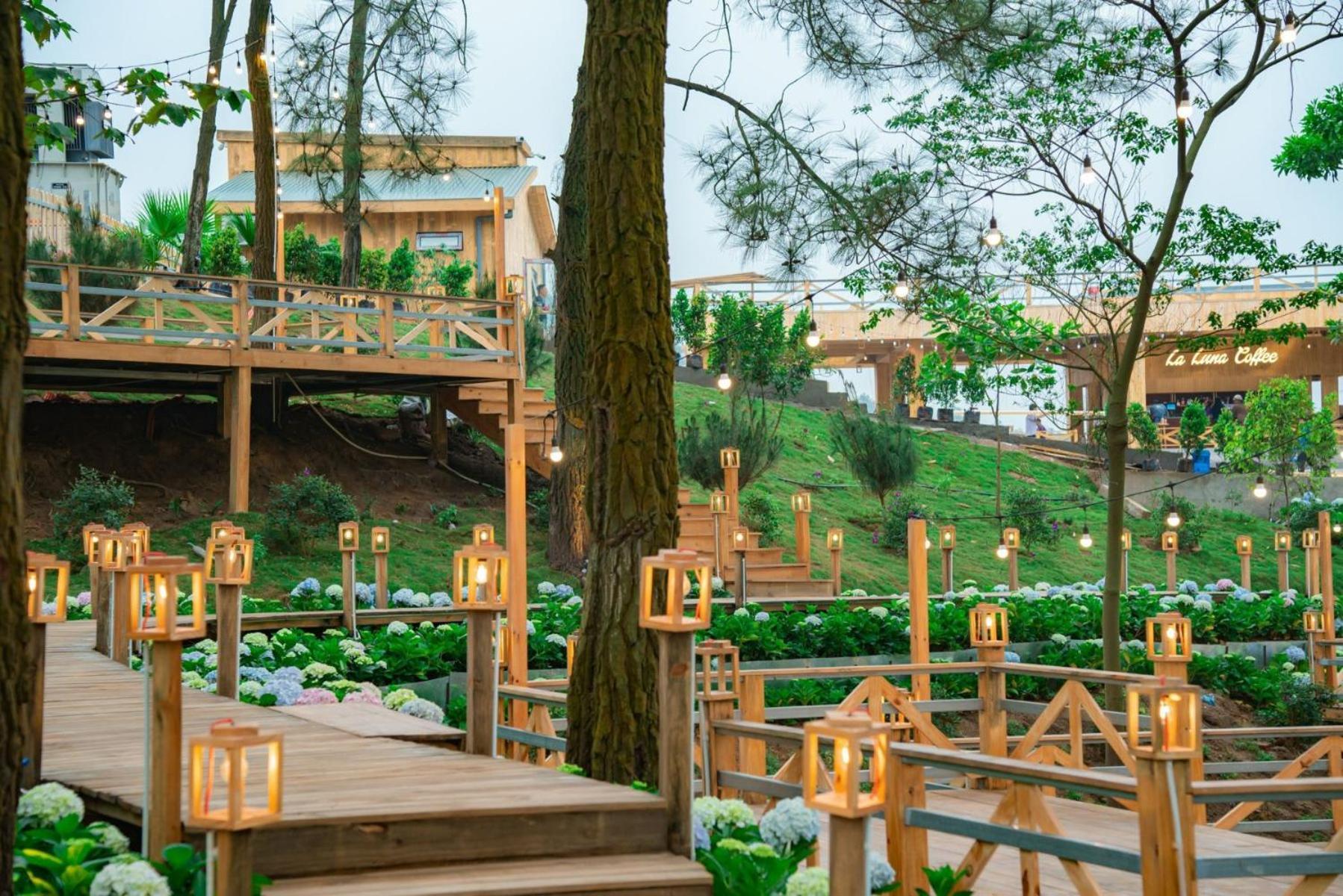 Nha Nghi Anh Dung Bed & Breakfast Ha Long Bagian luar foto
